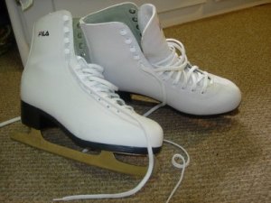 Skakk kjørte runderingsskøyter..