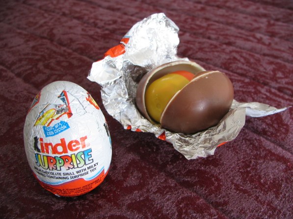 08_kinder_egg